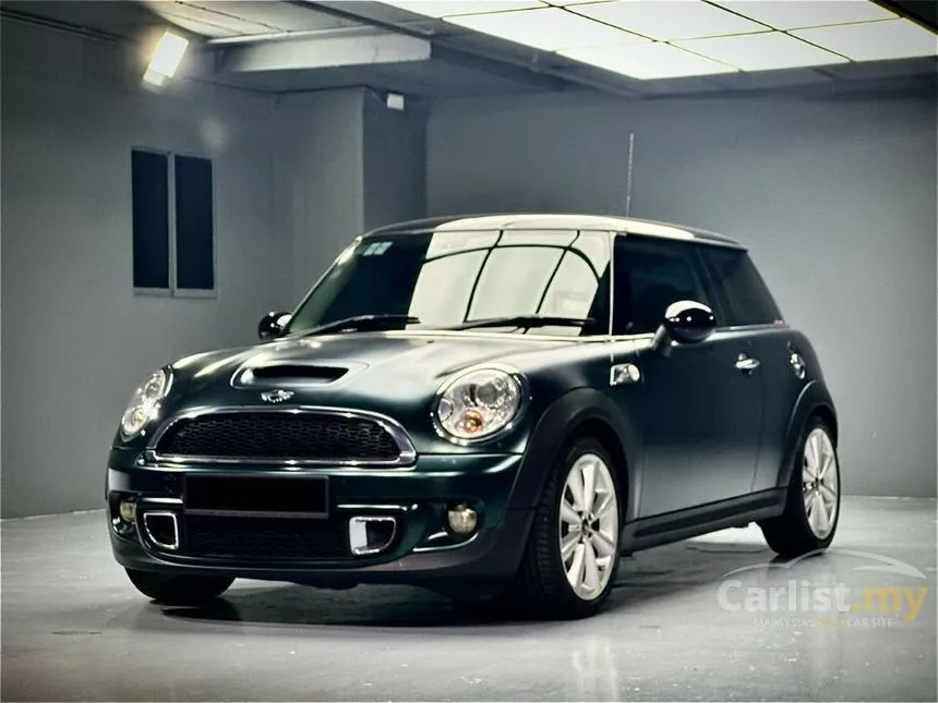 2011 MINI Cooper S Hatchback
