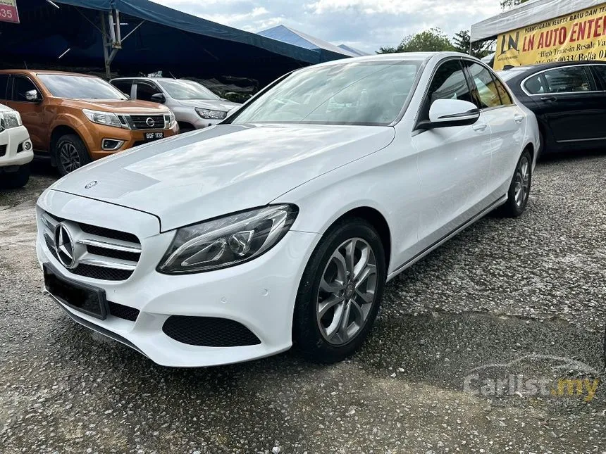 2015 Mercedes-Benz C200 Avantgarde Sedan