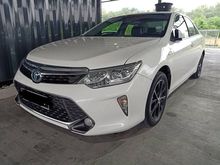 2015 Toyota Camry 2.5 Hybrid Sedan