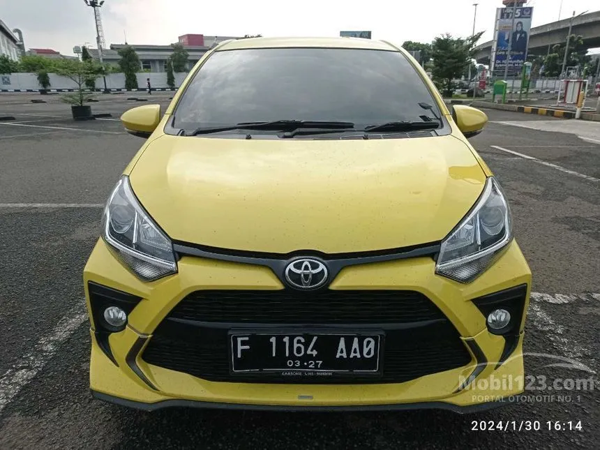 Jual Mobil Toyota Agya 2022 GR Sport 1.2 di Jawa Barat Automatic Hatchback Kuning Rp 143.000.000