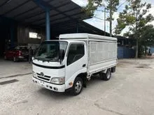 Unregistered 10 Kaki Toyota KDY231 Steel Cargo With Aluminium Top & Steel Pagar For Sell