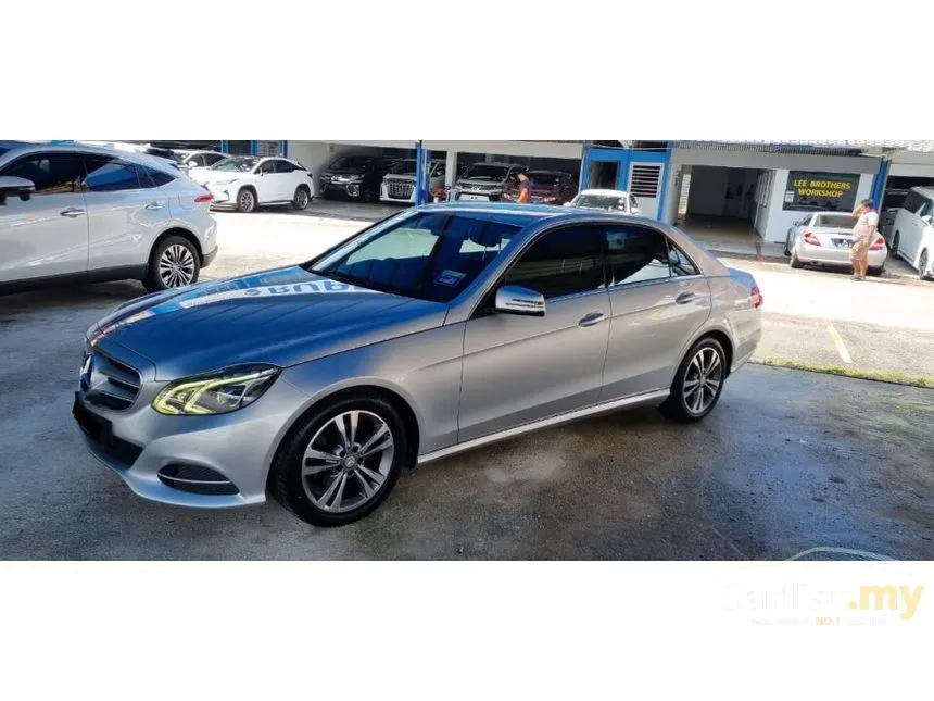 2013 Mercedes-Benz E200 CGI Elegance Sedan