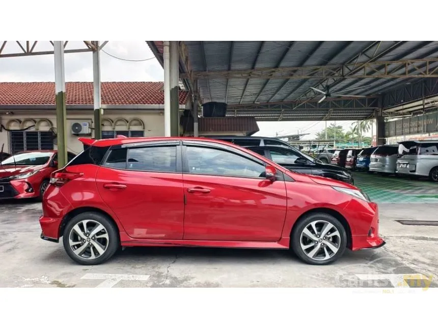 2022 Toyota Yaris E Hatchback