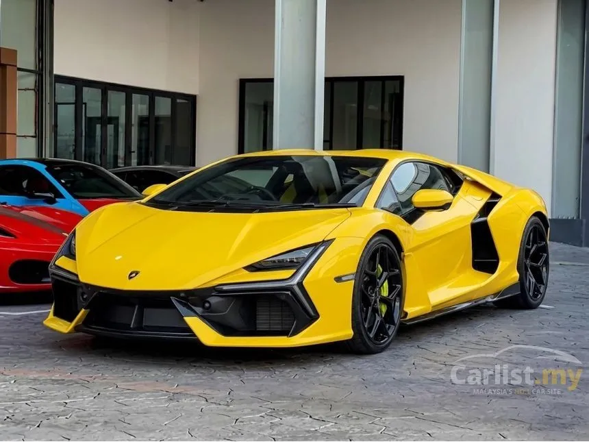 2025 Lamborghini Revuelto Coupe