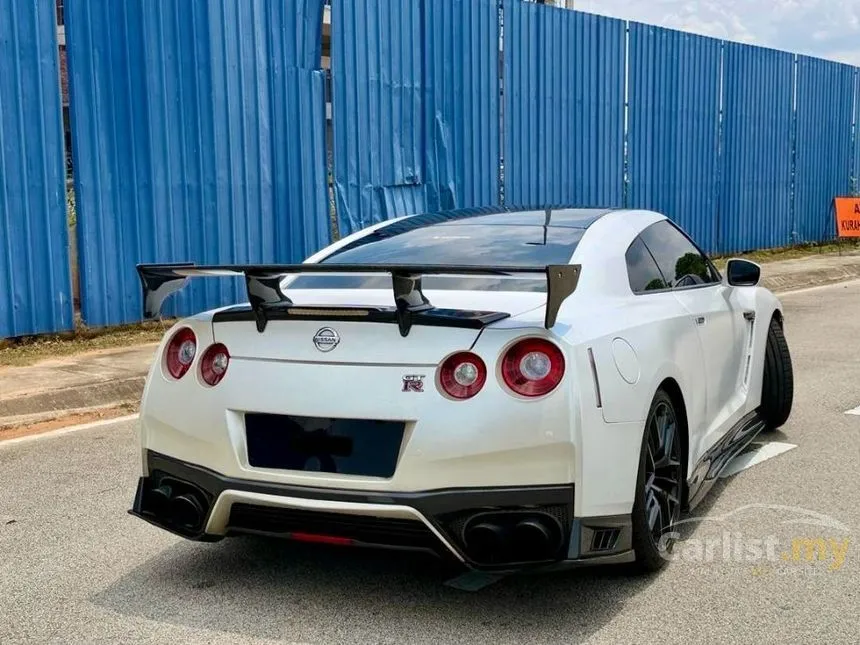 2018 Nissan GT-R Premium Edition Coupe