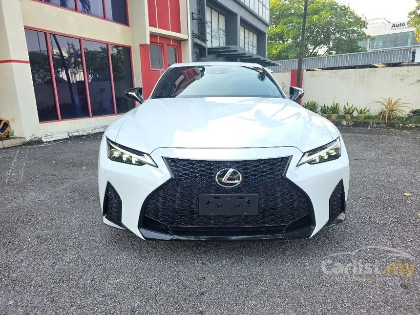 2021 Lexus IS 300 F Sport Sedan