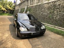 2004 Mercedes-Benz C240 2.6 Elegance Sedan