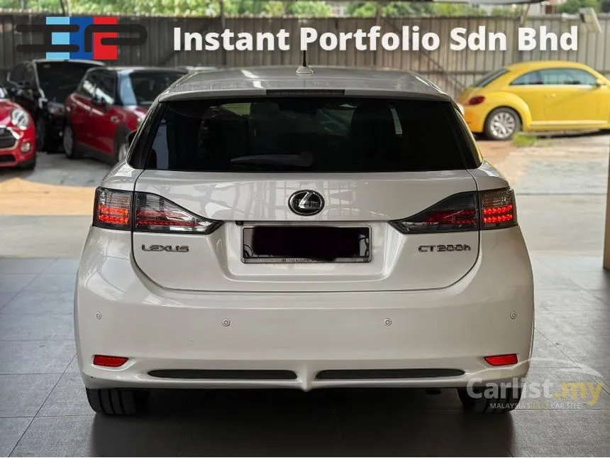 2012 Lexus CT 200h Luxury Hatchback