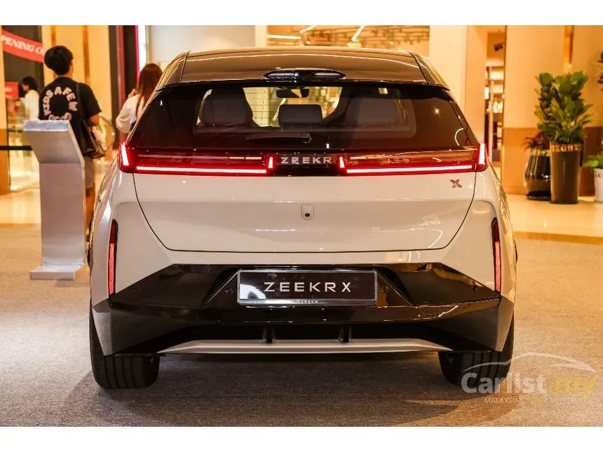 2025 Zeekr X Premium SUV