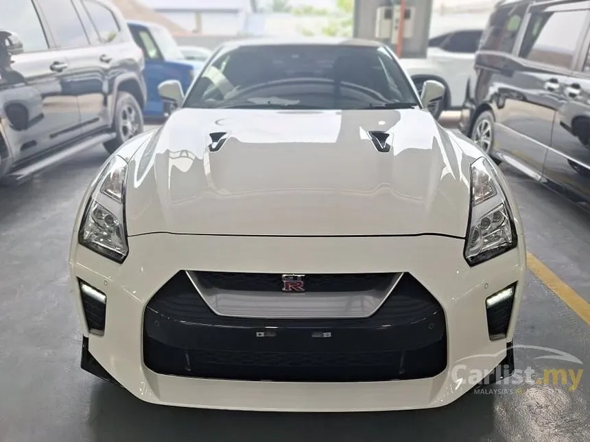 2018 Nissan GT-R Black Edition Coupe