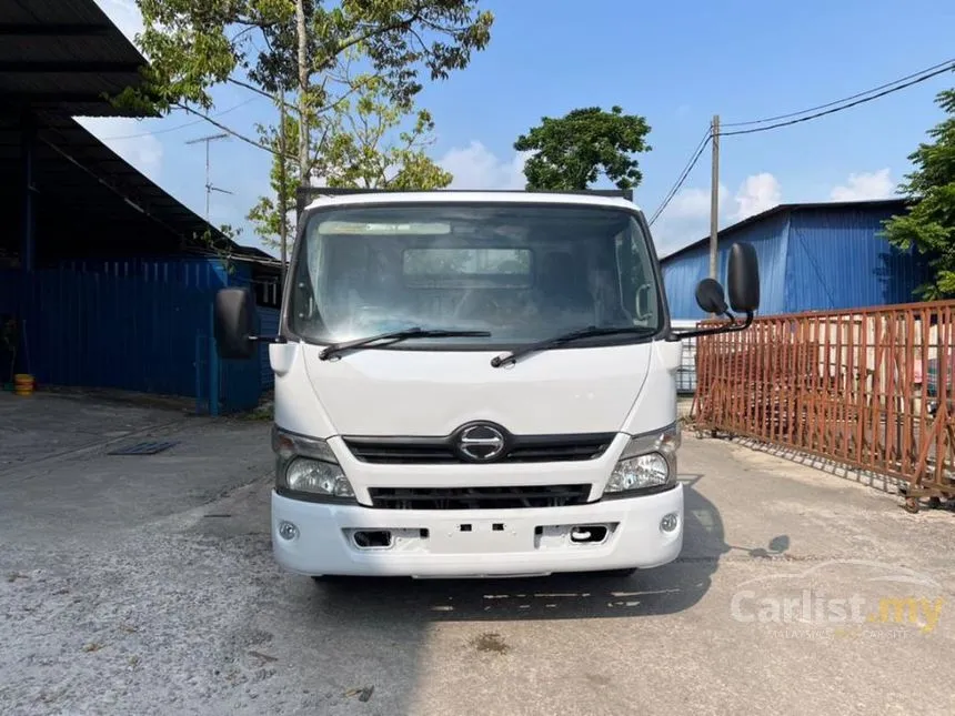 2026 Hino 300 Lorry
