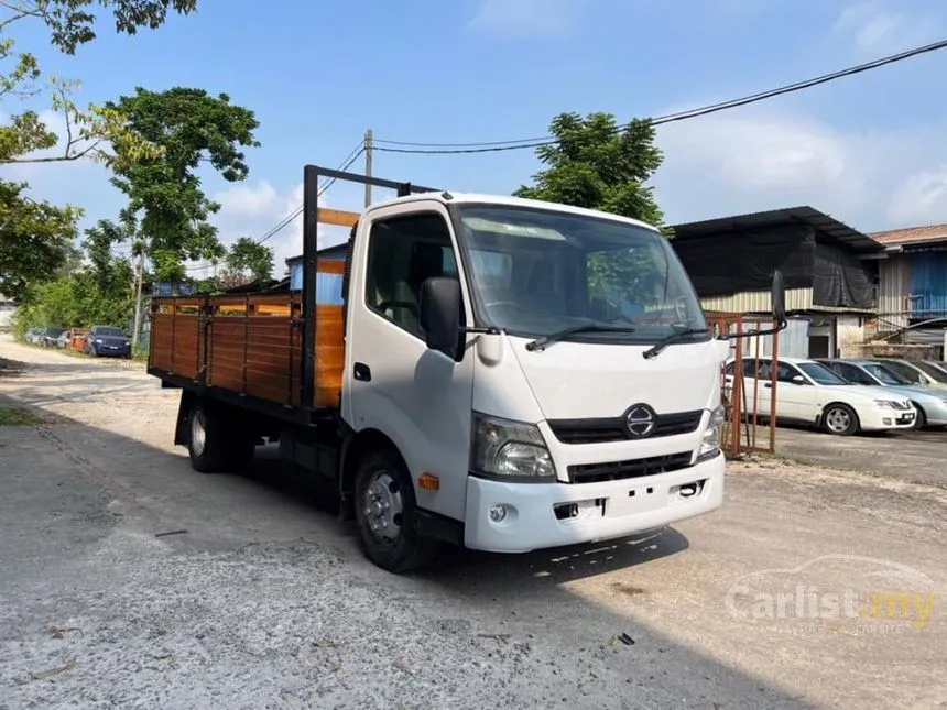 2026 Hino 300 Lorry