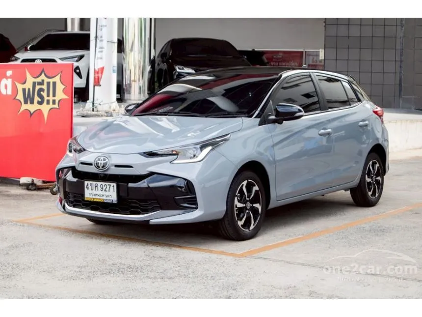 2023 Toyota YARIS Premium Hatchback