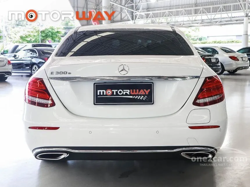 2020 Mercedes-Benz E300 e Avantgarde Sedan