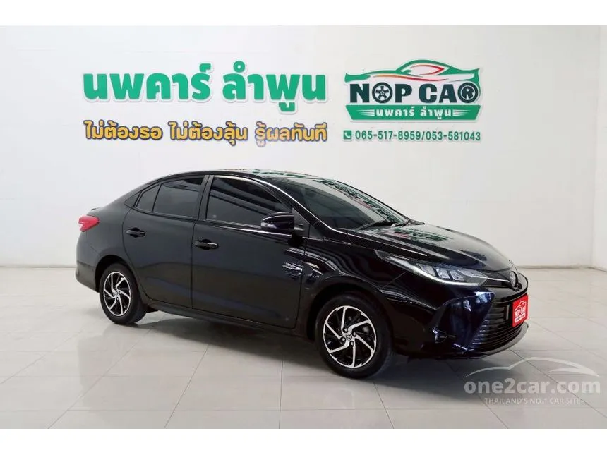 2022 Toyota Yaris Ativ Sport Premium Sedan