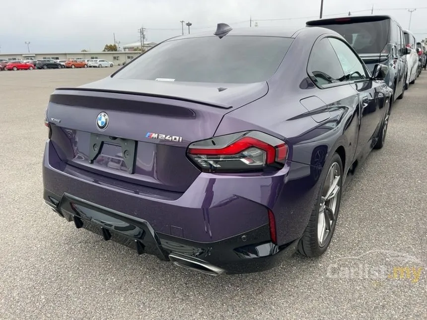 2022 BMW M240i xDrive Coupe