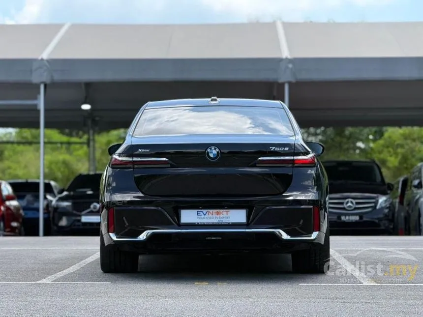 2024 BMW 750e xDrive M Sport Pure Excellence Sedan