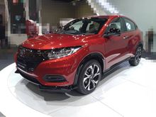 2019 Honda HR-V 1.8 i-VTEC Ready Stock with Rebate 2xxx! Call Now To Book!!!