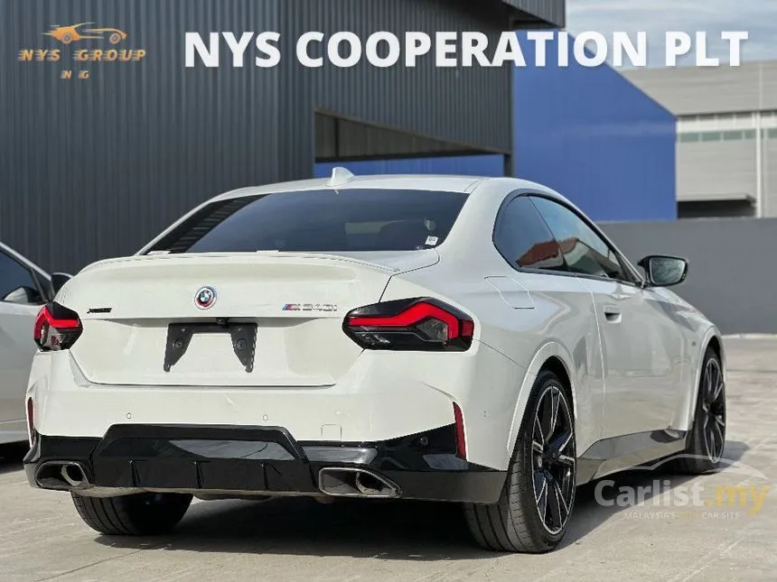 2022 BMW M240i xDrive Coupe