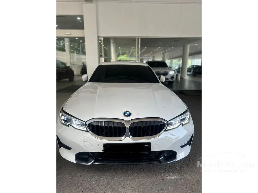 Jual Mobil BMW 320i 2019 Sport 2.0 di Jawa Barat Automatic Sedan Hitam Rp 669.000.000