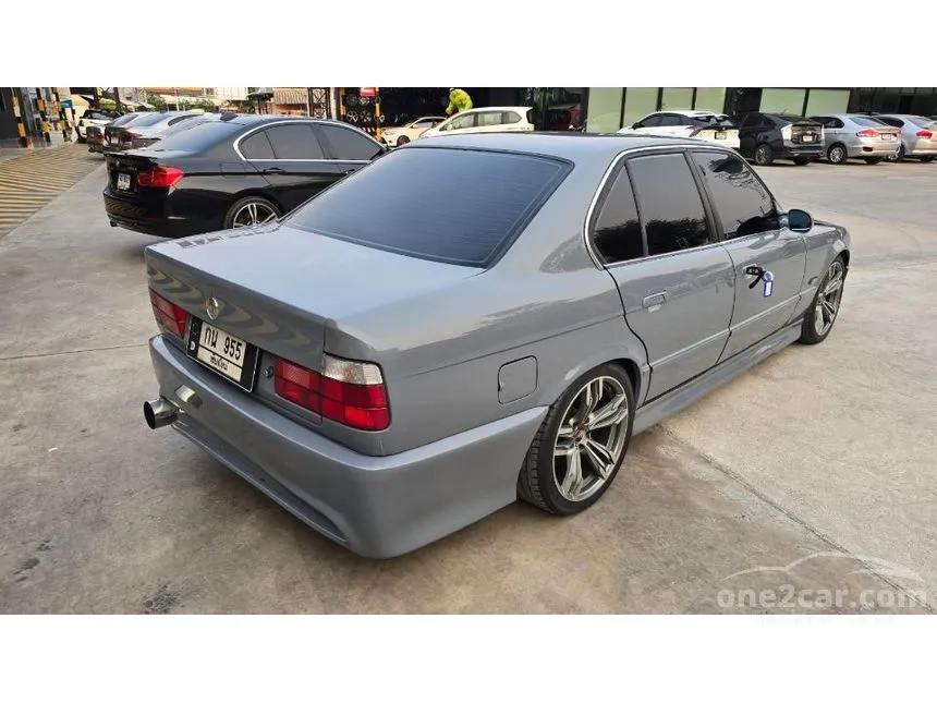1994 BMW 525i Sedan