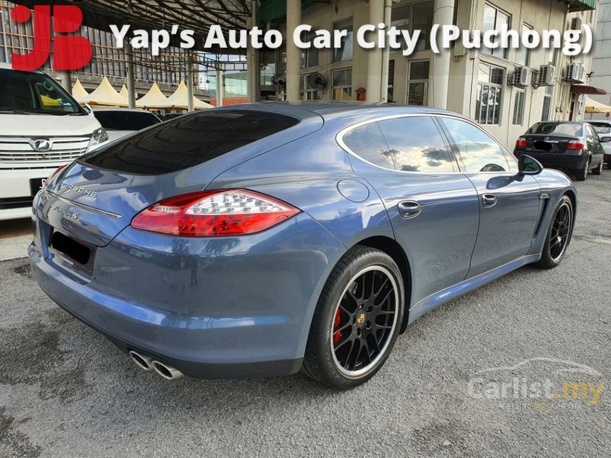 2009 Porsche Panamera S Hatchback