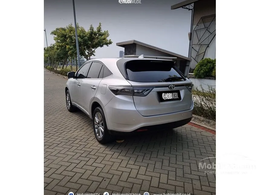 2014 Toyota Harrier SUV