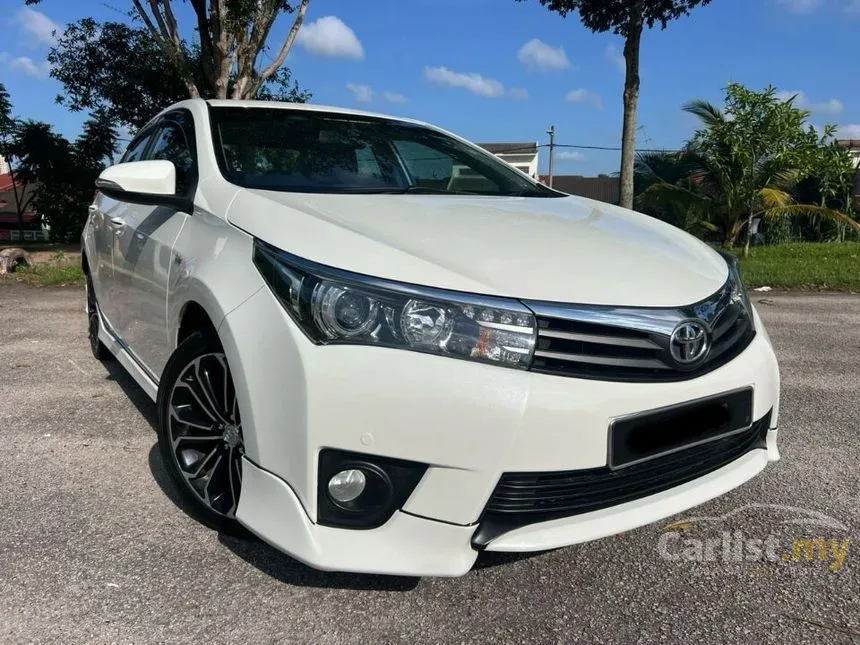 2014 Toyota Corolla Altis V Sedan