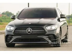 2022 Mercedes-Benz E300 2.0 AMG Line Sedan