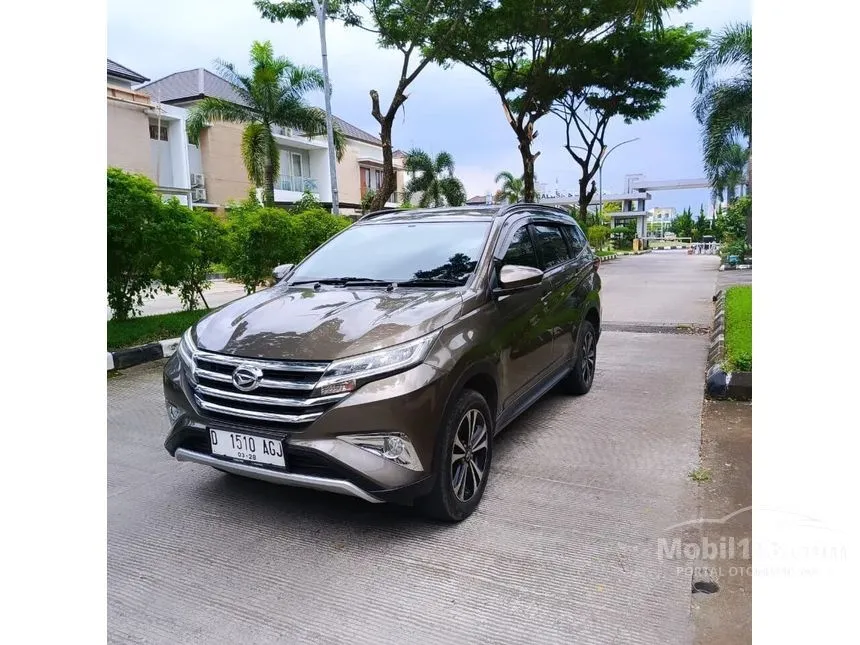 Jual Mobil Daihatsu Terios 2018 R 1.5 di Jawa Barat Automatic SUV Coklat Rp 195.000.000