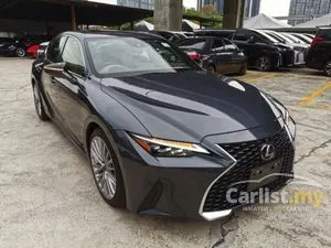 2021 Lexus IS 300 2.0 Luxury Sedan