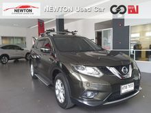 2015 Nissan X-Trail 2.0 (ปี 14-17) V 4WD SUV