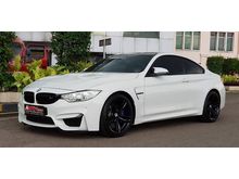 BMW M4 Coupe 2014 Km 10Rban 99,9 Persis Baru