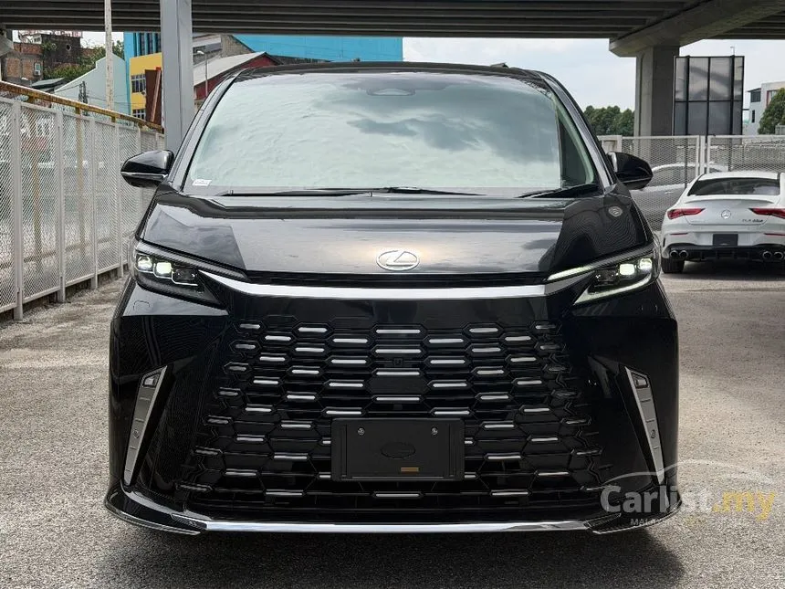 2024 Lexus LM 500h 4 Seater MPV