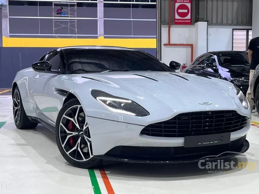 2018 Aston Martin DB11 V12 Coupe