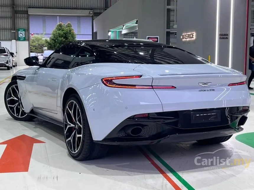 2018 Aston Martin DB11 V12 Coupe