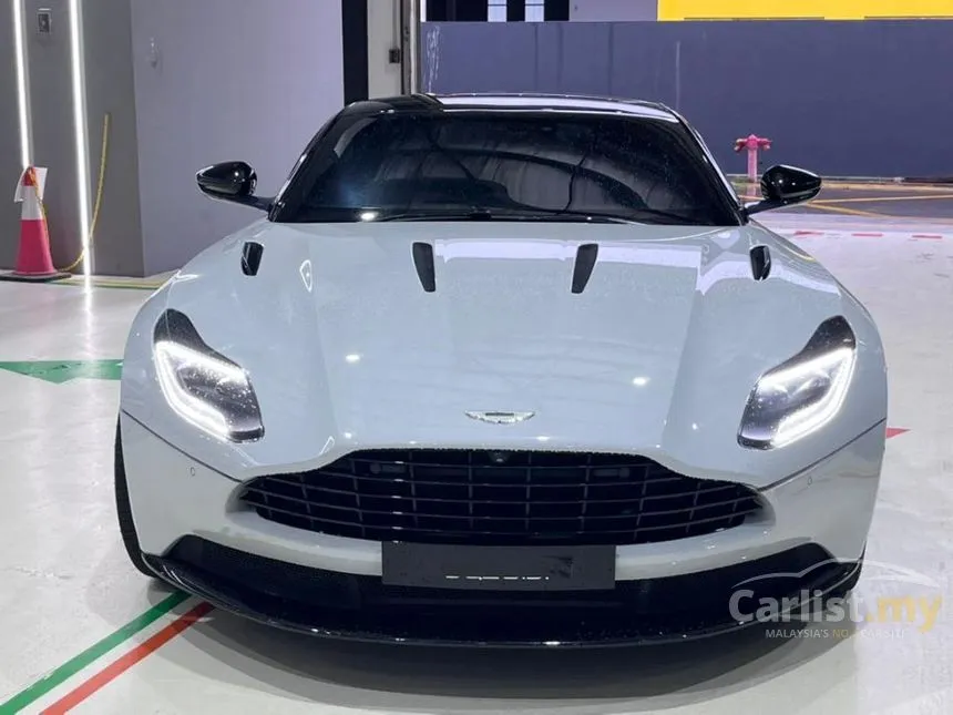 2018 Aston Martin DB11 V12 Coupe
