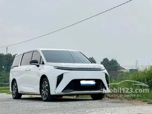 2026 MAXUS MIFA-9 Premium MPV