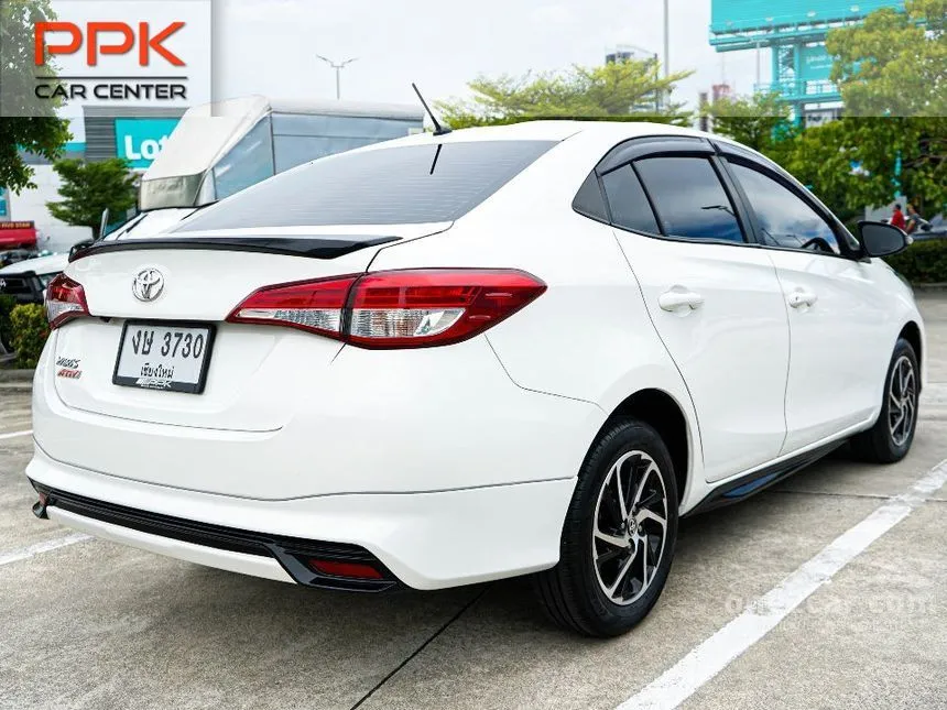 2021 Toyota Yaris Ativ Sport Sedan