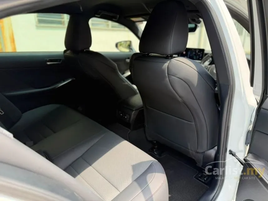 2022 Lexus IS 300 F Sport Sedan