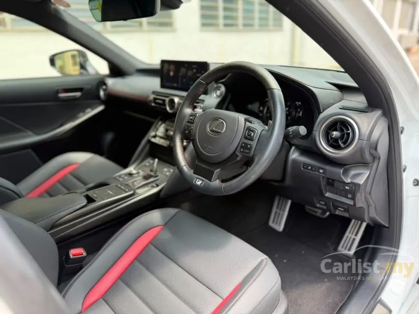 2022 Lexus IS 300 F Sport Sedan
