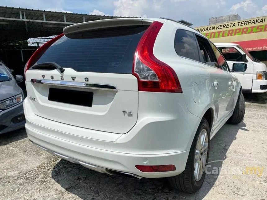 2015 Volvo XC60 T6 SUV