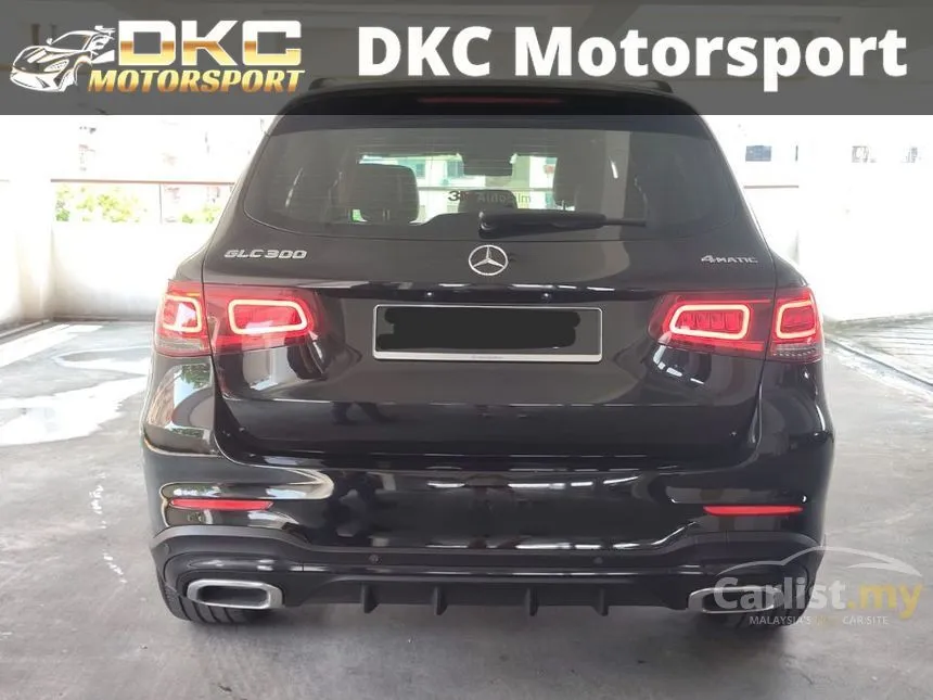 2021 Mercedes-Benz GLC300 4MATIC AMG Line SUV
