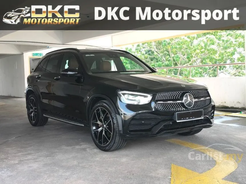2021 Mercedes-Benz GLC300 4MATIC AMG Line SUV
