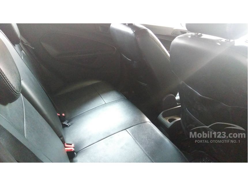 Jual Mobil Ford Fiesta 2013 Sport 1.6 di Jawa Barat 