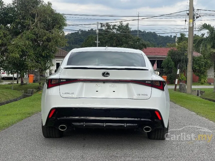 2021 Lexus IS 300 F Sport Sedan