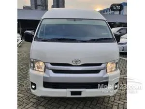 2026 Toyota Hiace 3.0 Commuter Van