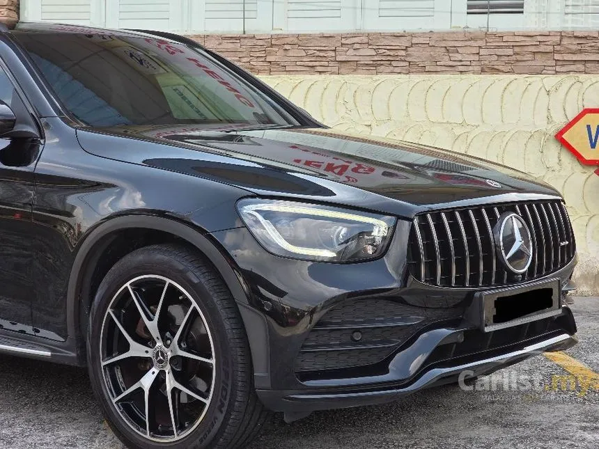 2021 Mercedes-Benz GLC300 4MATIC AMG Line SUV