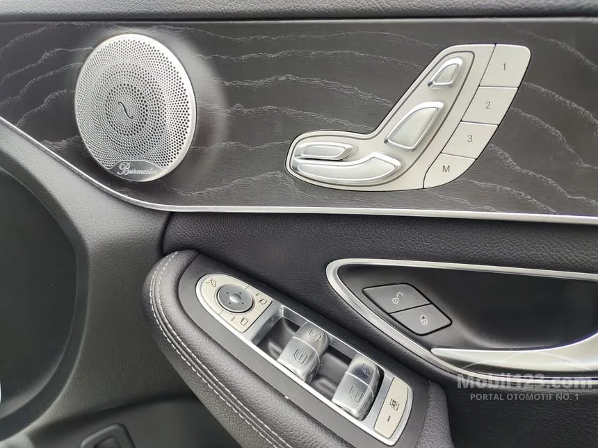 2016 Mercedes-Benz C250 AMG Sedan