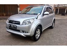 Toyota Rush 1.5 G 2010 MT silver Istimewa MULUS
